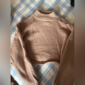 Cute brown cropped sweater
